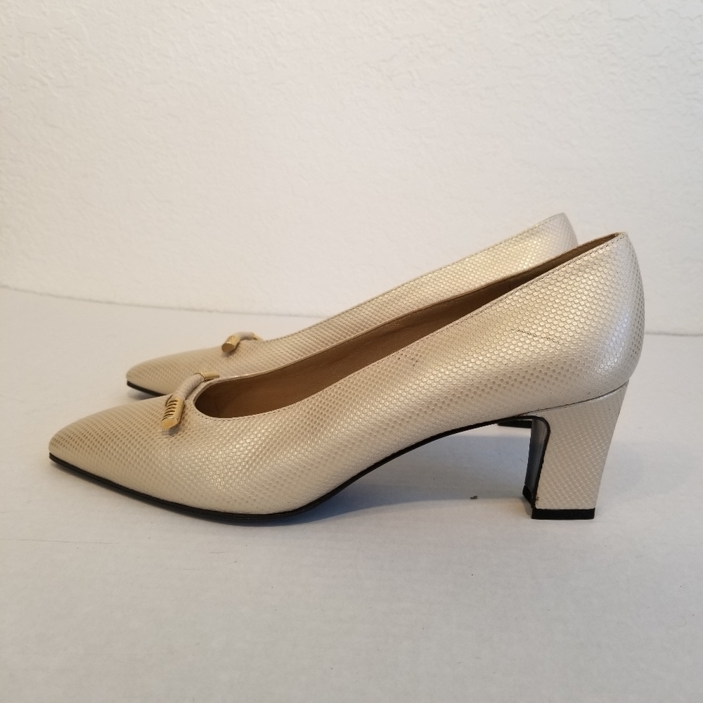Stuart Weitzman Cream Heels 8.5 N